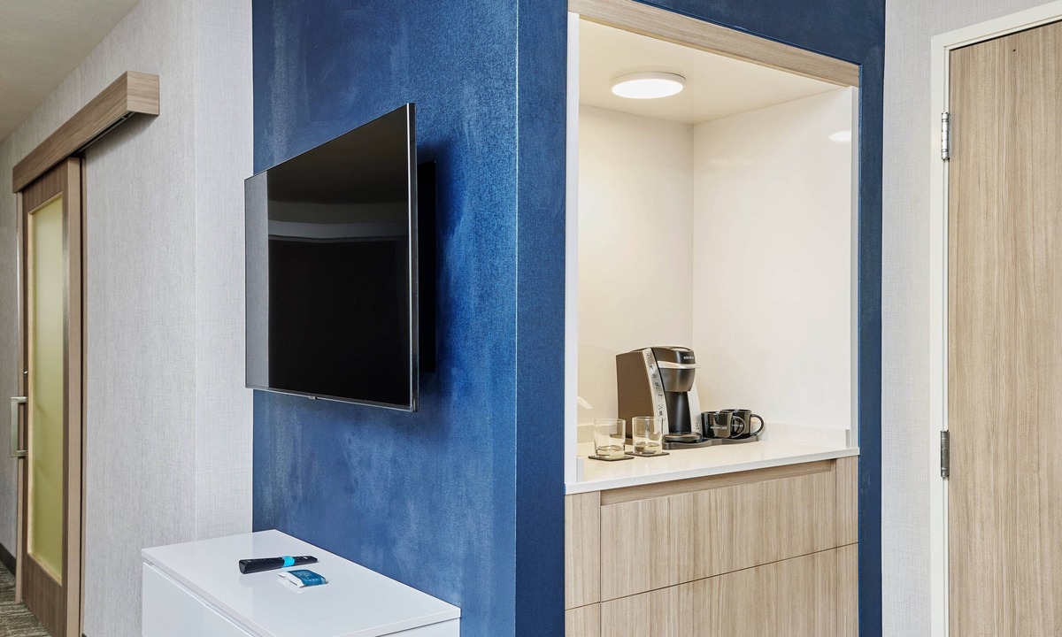 Chinatown Hotel | SpringHill Suites by Marriott Chicago Chinatown