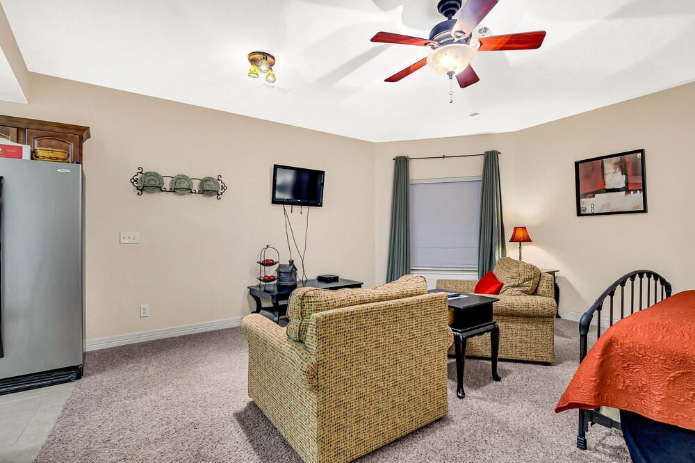 Blue Eye Condo | Tranquil Retreat Condo by Redawning