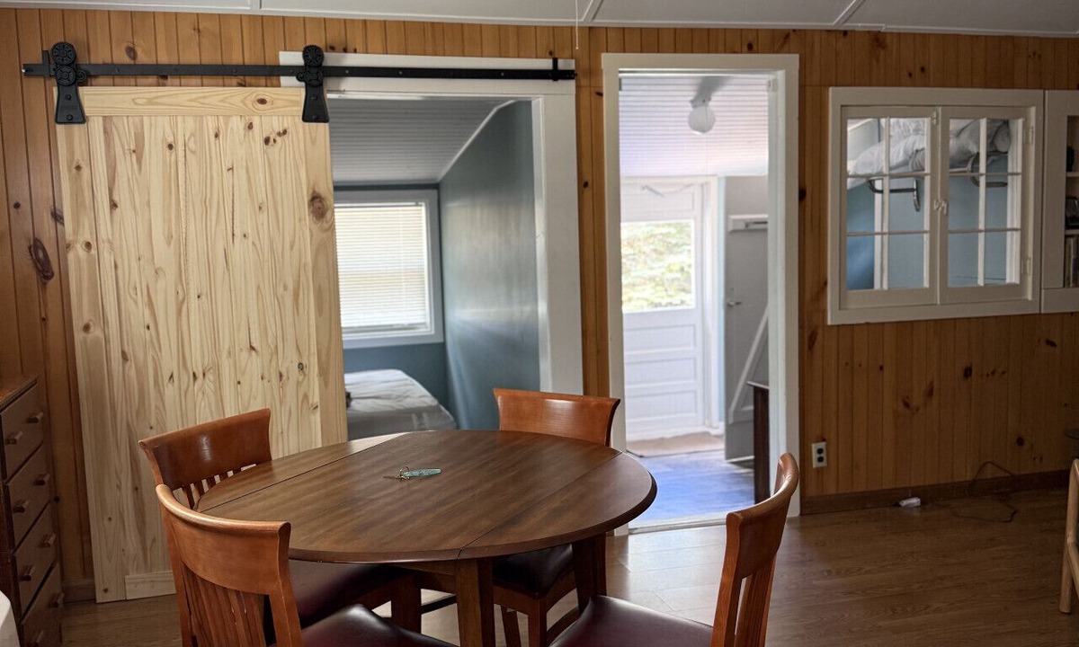 Grawn House | Brookside Cottages and Resort Brookside Cottage