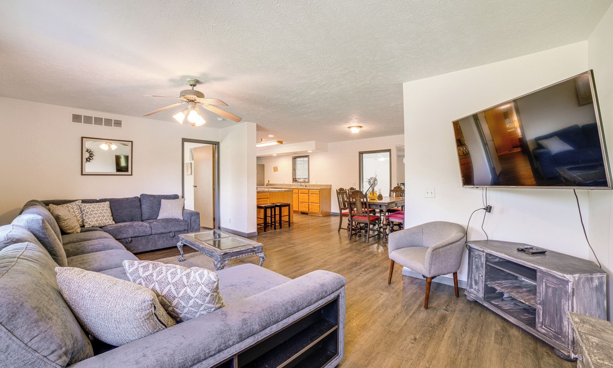 Bridgman Cottage | 8-acre Bridgman Oasis: Pool, Hot Tub & Game Room