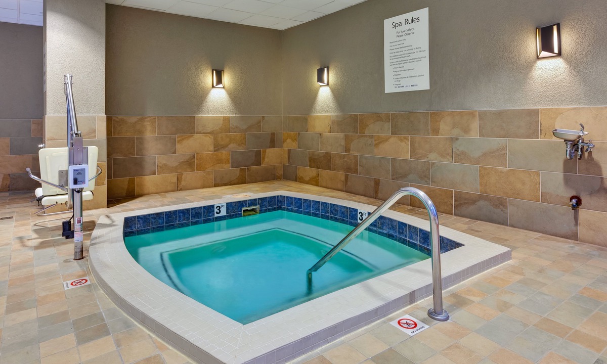 Grand Rapids Hotel | Holiday Inn Grand Rapids Downtown by IHG
