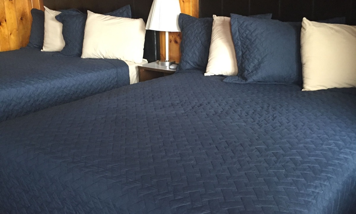 Naubinway Hotel | Adoba Hotel Naubinway