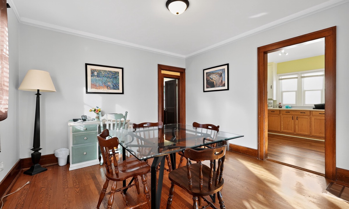 Wyandotte Apartment | Carriage House: Perfect for Summer Explorations – Comfortable Loft Living