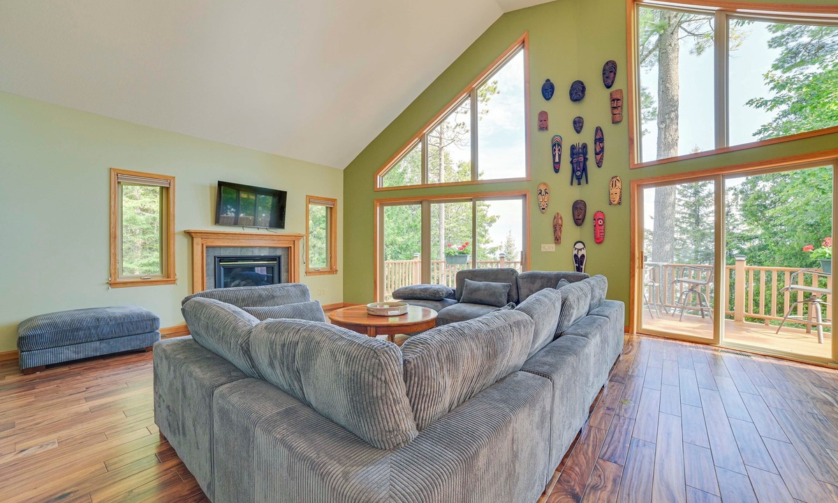 Rogers City Cottage | Waterfront Lake Huron Getaway w/Private Beach!