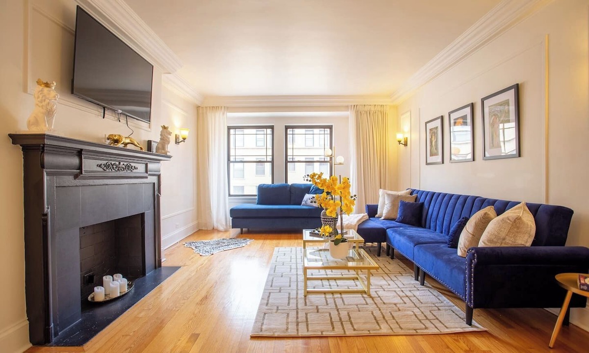 Streeterville Apartment | Downtown Mag Mile Sleep 20 | 6bd/6ba