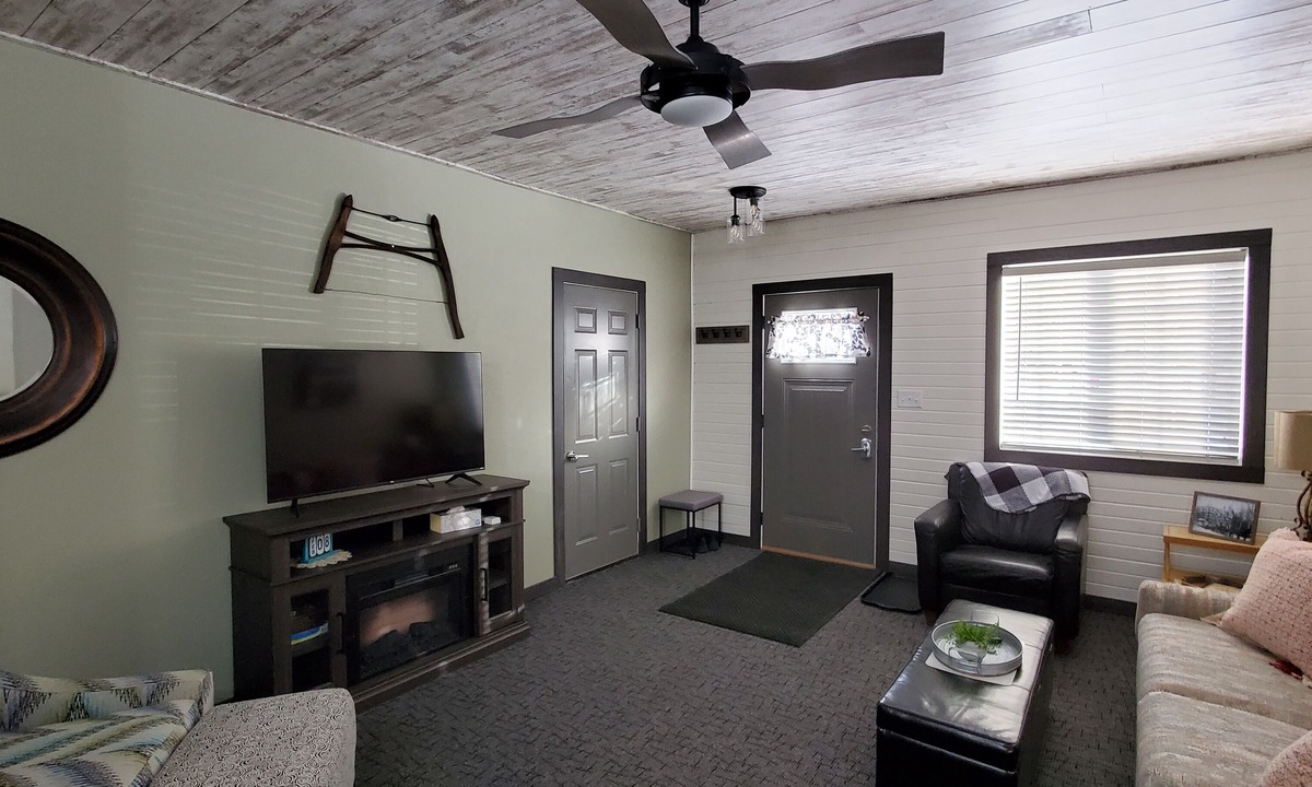 Biwabik Apartment | Building 108 Quaint and Cozy 1 Bedroom Apartment. Desirable Location.