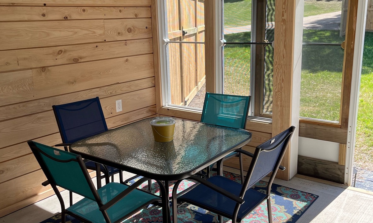 Boyne City House | Cute & cozy, close to downtown Boyne city!
