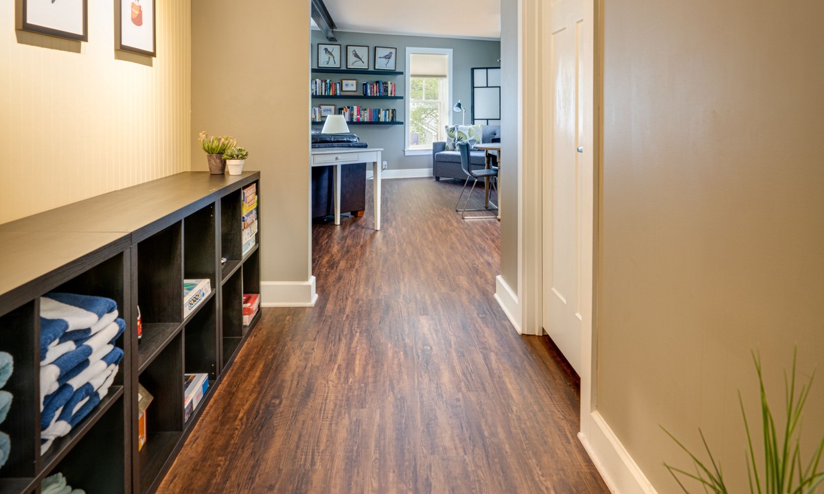 Harbor Springs Apartment | 6 Bells: Harbor Springs Lodging for the Discerning Traveler