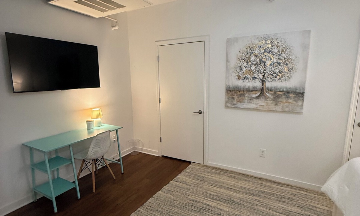 Downtown Memphis Condo | Cozy 1-bedroom condo 5 min walk to Beale Street