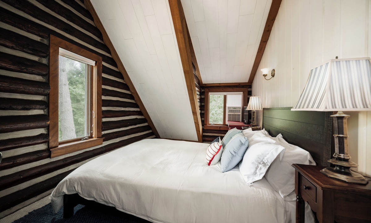 Boyne City Cabin | Little Cabin in the Woods: Lake Charlevoix Access