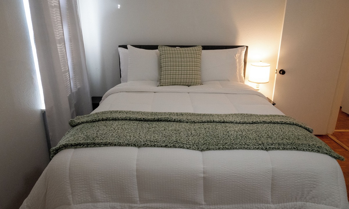 Shreveport House | 3-bedroom garden house with AC in charming Shreveport