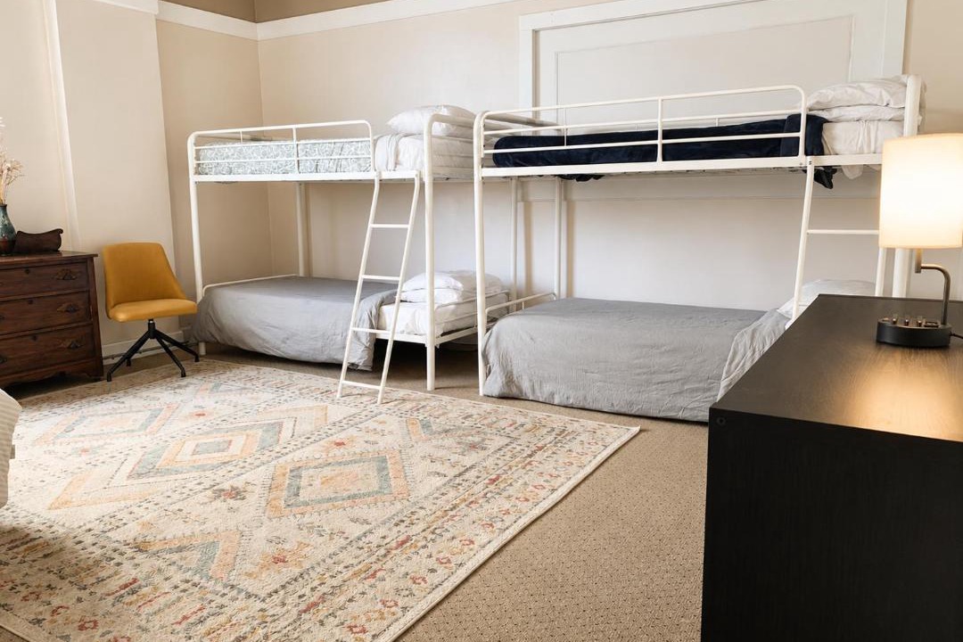 Downtown - Waterfront Hostel | Hostel du Nord