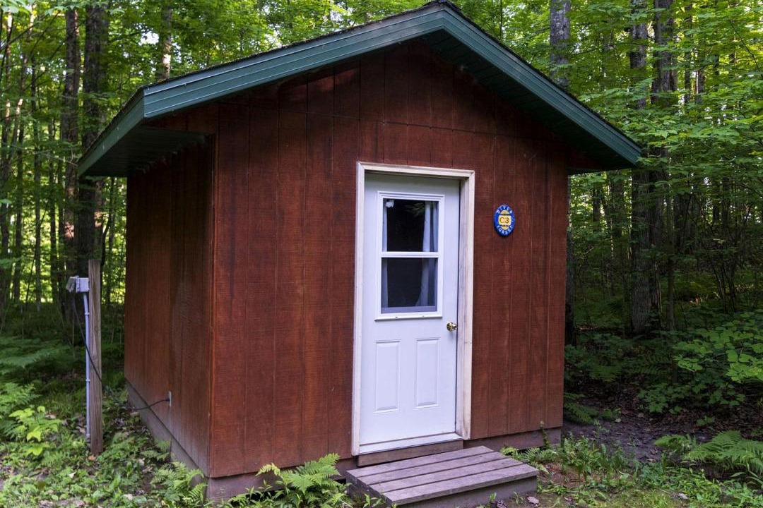 White Lake House | Cozy Cabin with Bunk Beds Surrounded by Nature near White Lake, Wisconsin