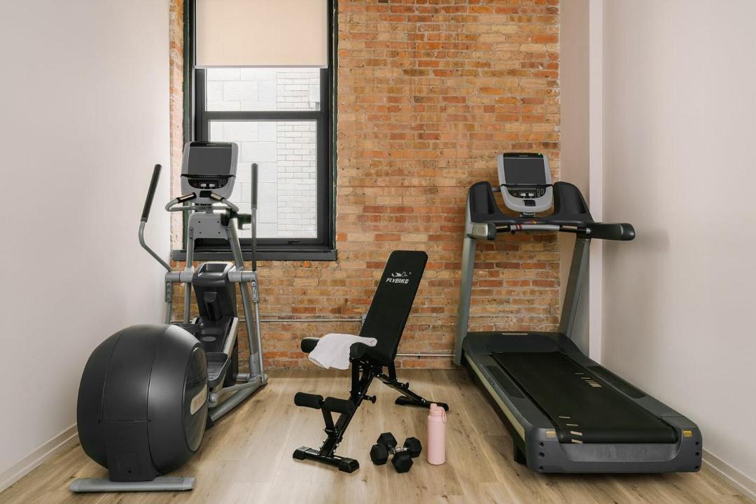 West Loop Gate Apartment | LIVN West Loop Chicago 1 BR