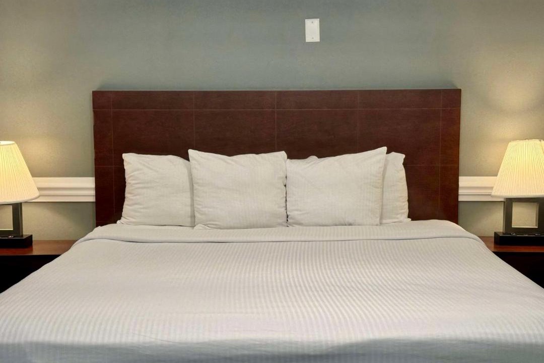 Kenosha Hotel | Best Western Executive Inn Kenosha - Pleasant Prairie