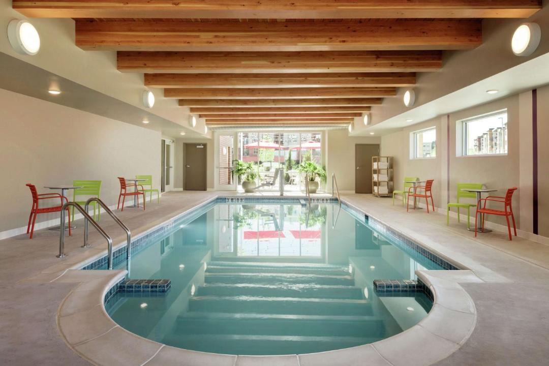 Menomonee Falls Hotel | Home2 Suites By Hilton Menomonee Falls Milwaukee