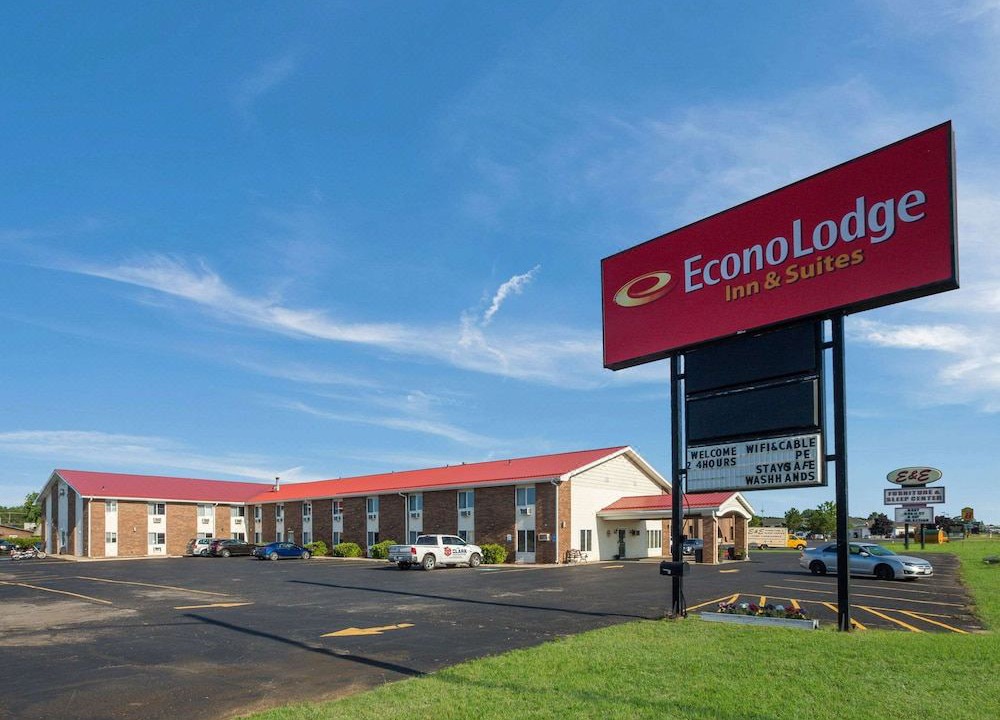 Photo of Buildings in Escanaba