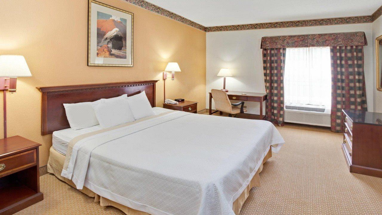 Photo of Bedroom in Harvey