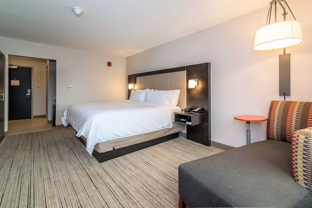 Photo of Bedroom in Allen Park