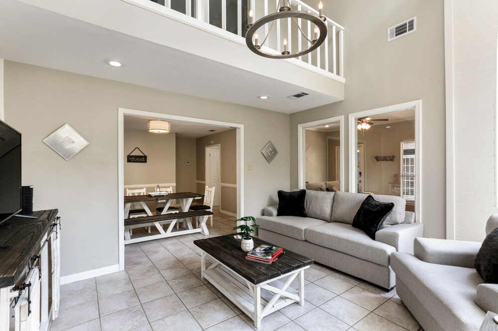 Photo of Livingroom in South Baton Rouge