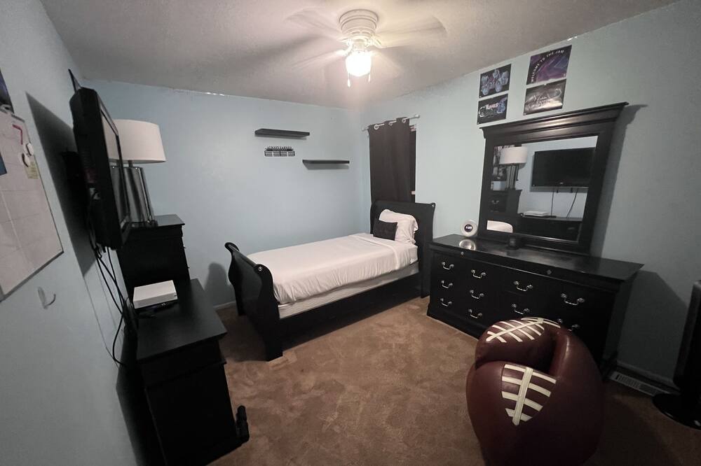 Photo of Bedroom in St. Charles