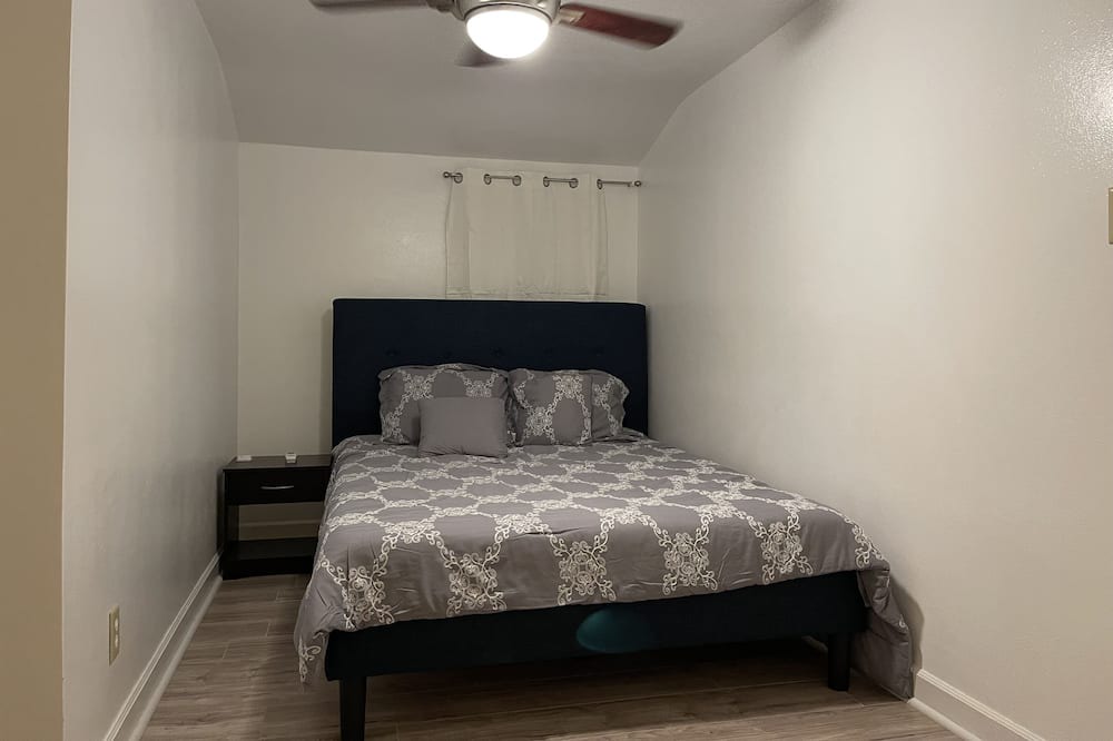 Photo of Bedroom in Madison