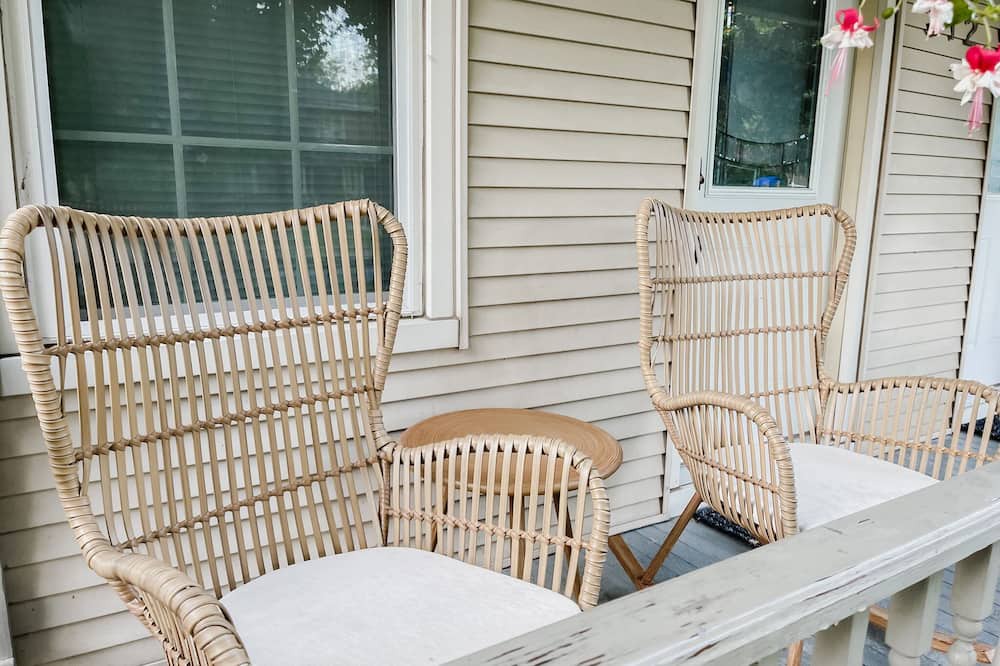 Photo of Outdoor in Grass Lake