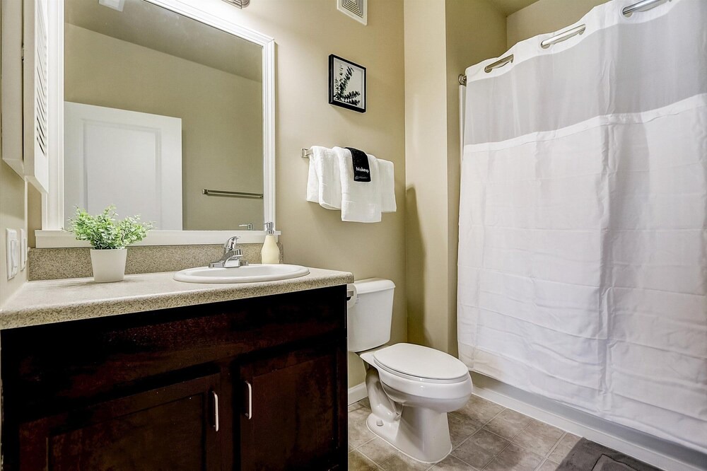 Photo of Bathroom in Roseland