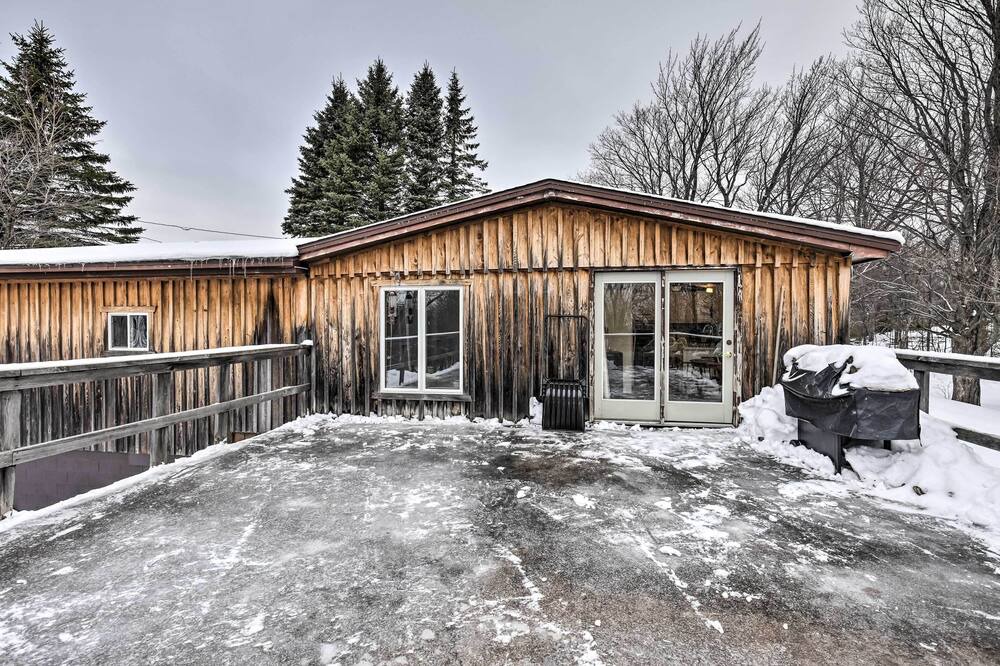 Photo of Outdoor in Laurium