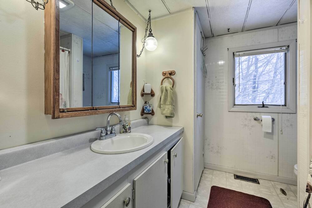 Photo of Bathroom in Laurium