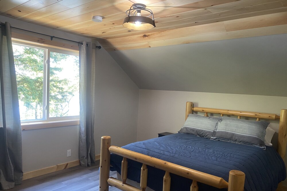 Photo of Bedroom in Phelps