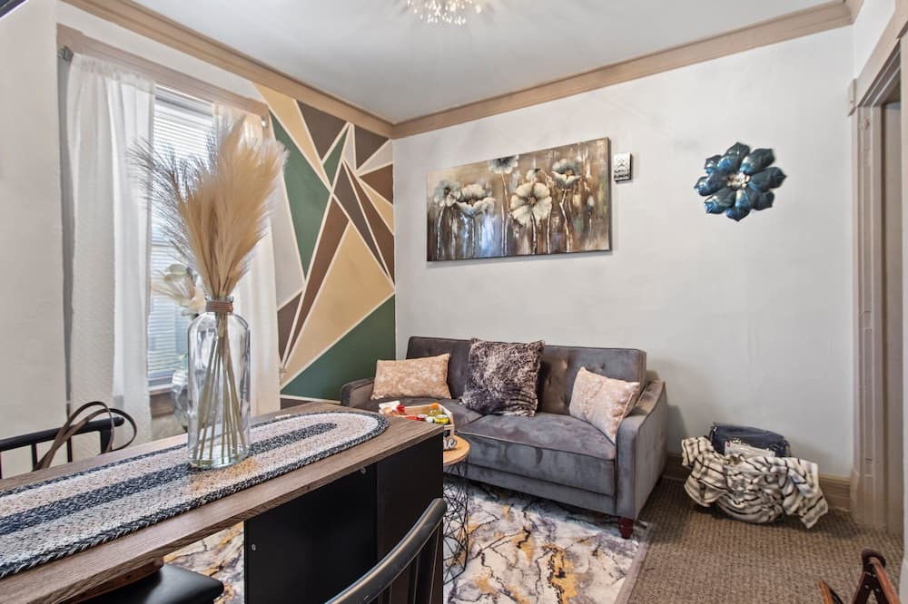 Photo of Livingroom in Lower East Side