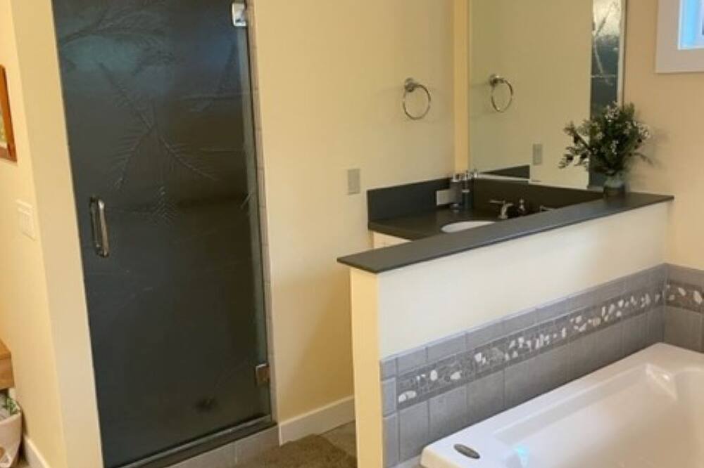 Photo of Bathroom in Kewadin