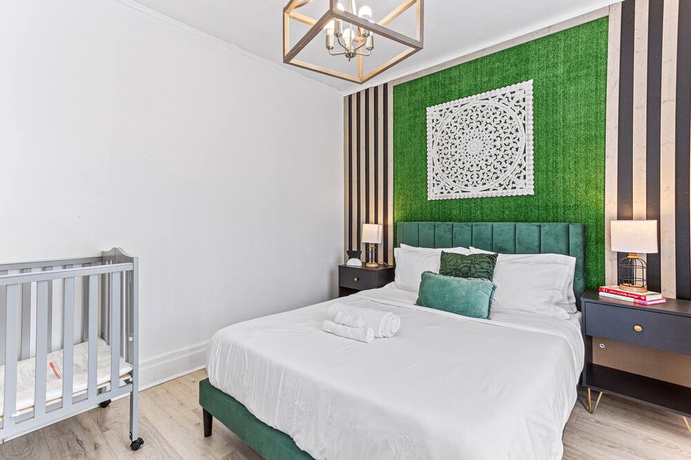 Photo of Bedroom in New Center Detroit