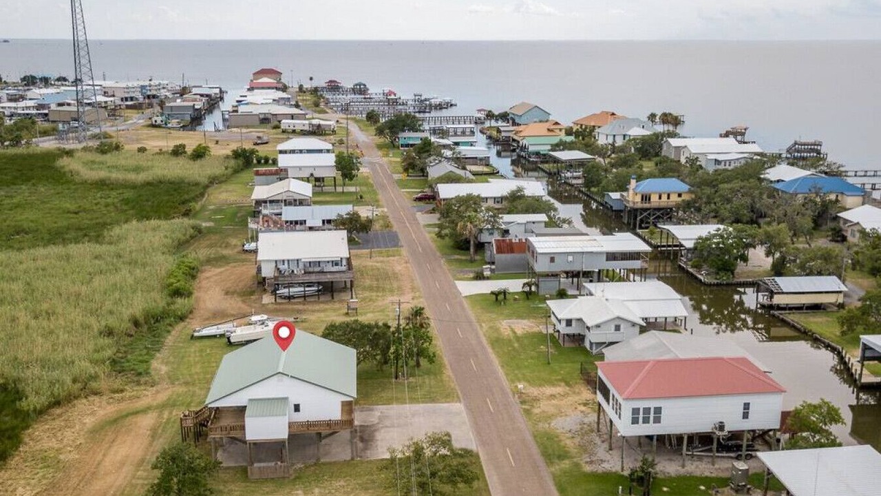 Photo of Outdoor in Cypremort Point