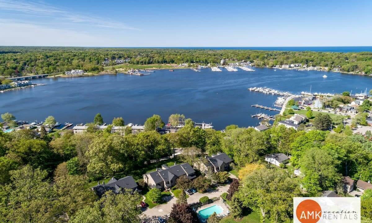 Photo of Outdoor in Saugatuck