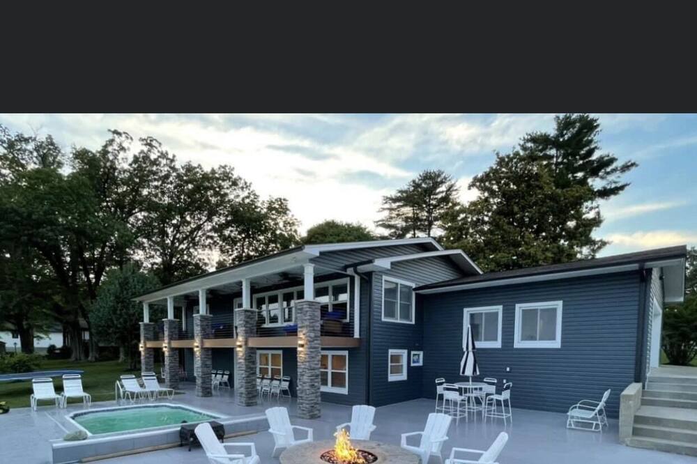 Photo of Outdoor in Gilbertsville