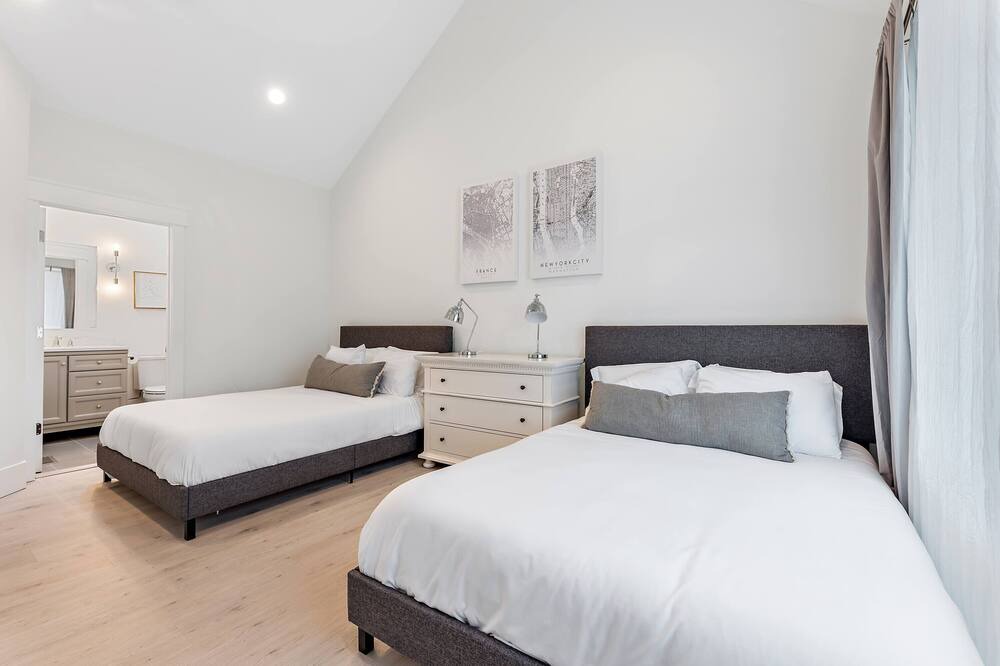 Photo of Bedroom in Shorewood-Tower Hills-Harbert