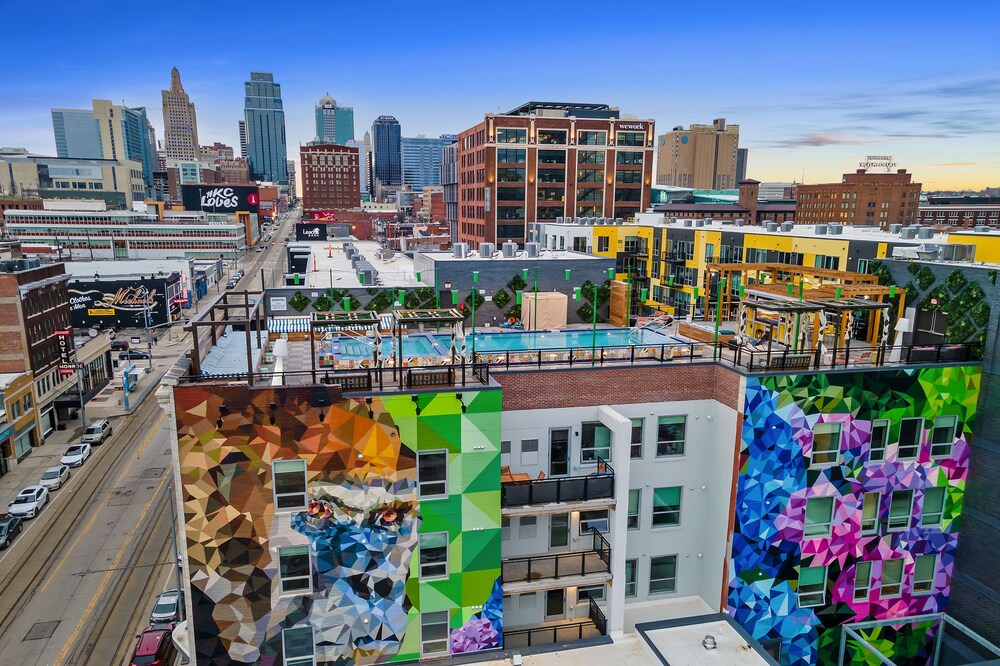 Photo of Others in Crossroads Arts District
