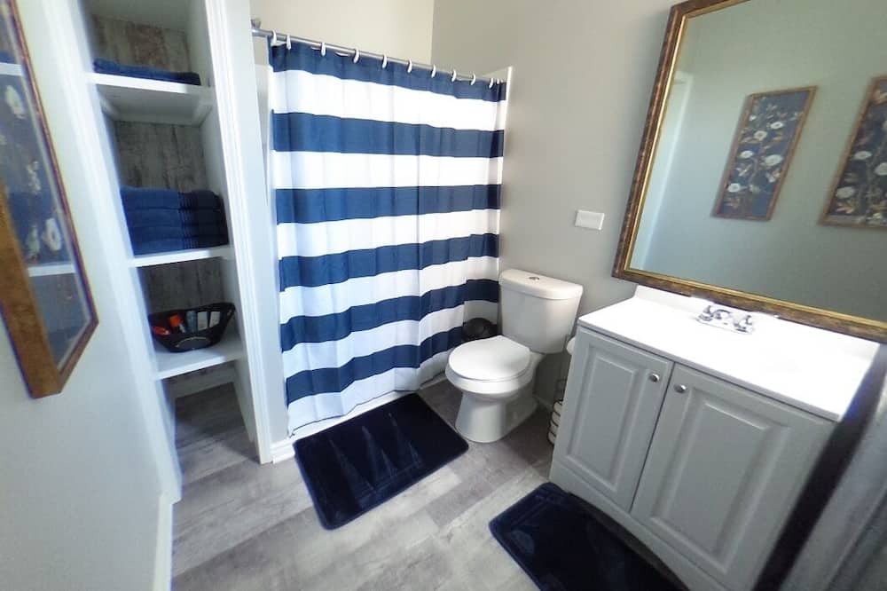 Photo of Bathroom in Whiting