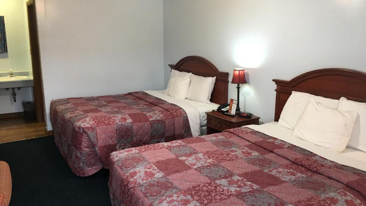Photo of Bedroom in Warren