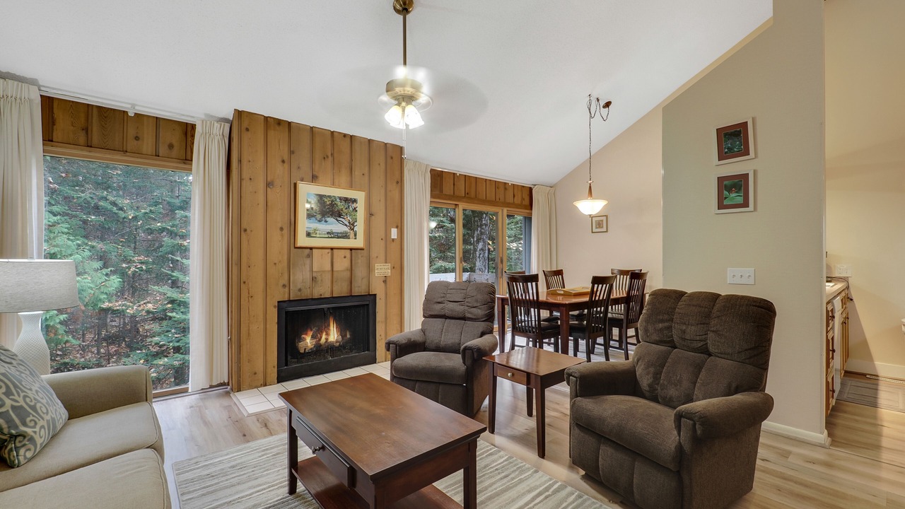Photo of Livingroom in Harbor Springs