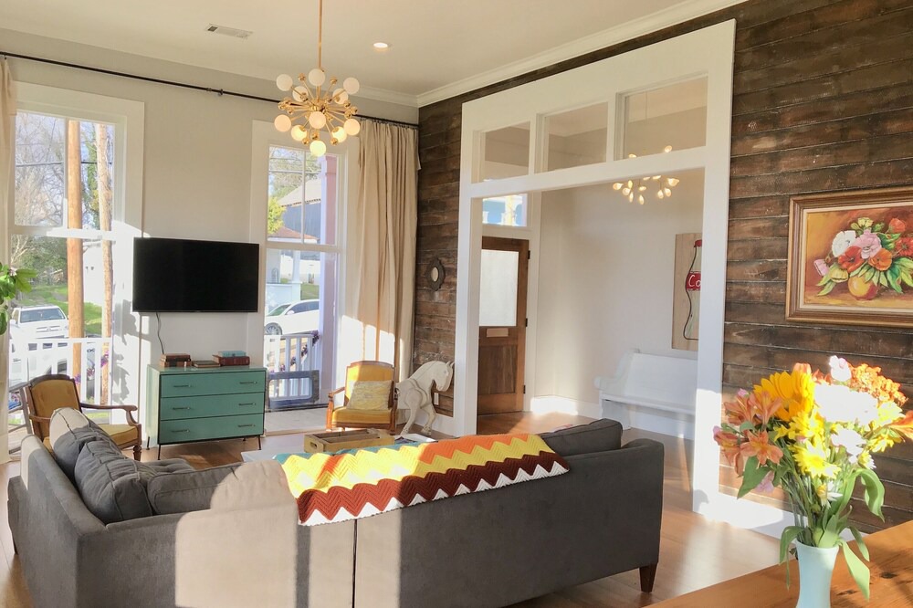 Photo of Livingroom in Vicksburg