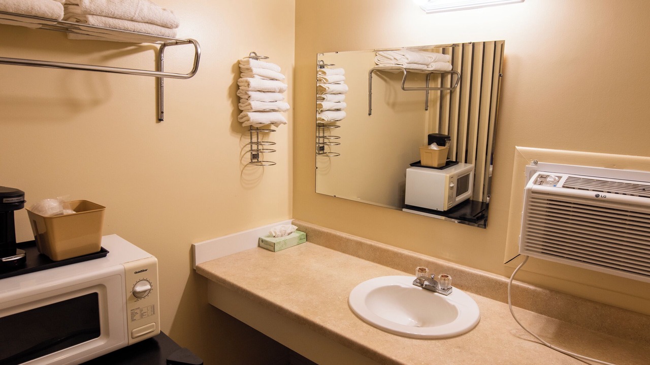 Photo of Bathroom in Mackinaw City