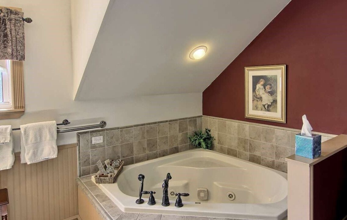 Photo of Bathroom in Bellaire