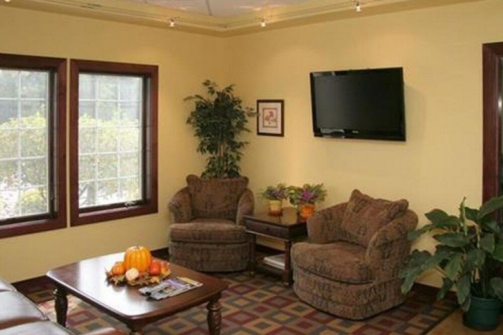 Photo of Livingroom in Cadillac