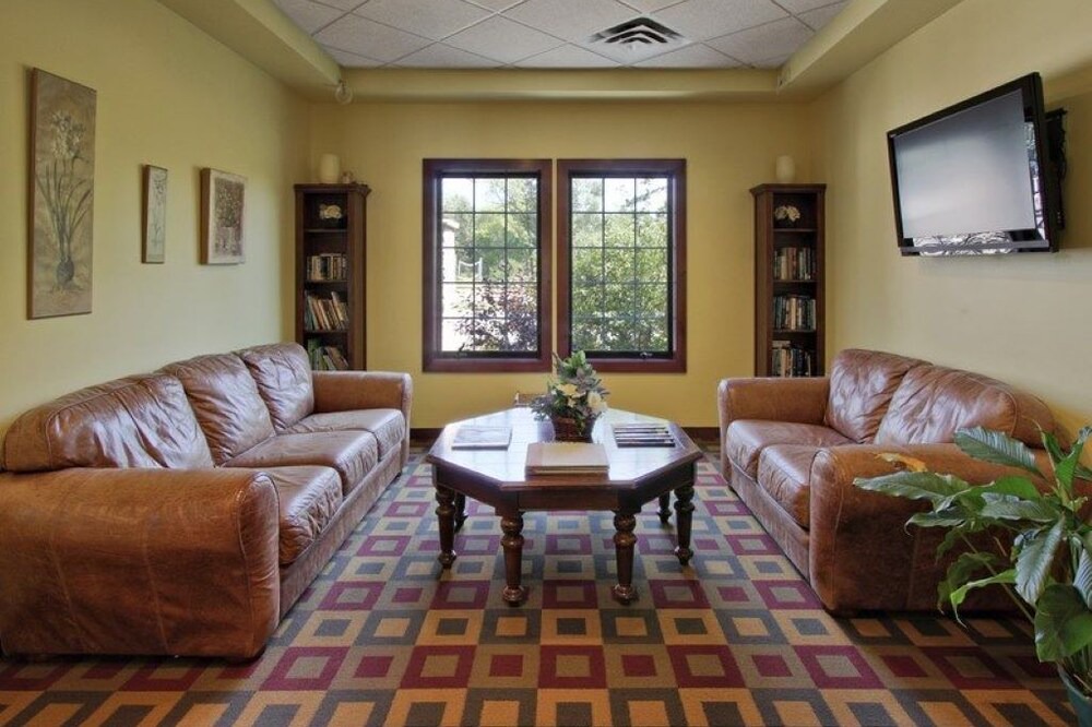 Photo of Livingroom in Cadillac