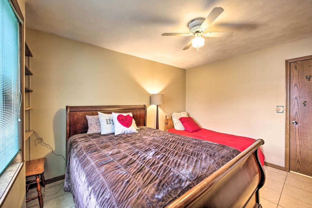 Photo of Bedroom in Van Dyne
