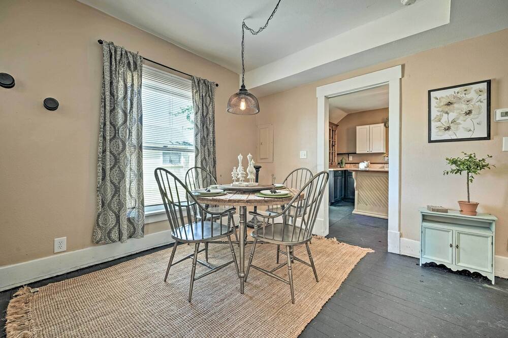 Photo of Livingroom in Coloma