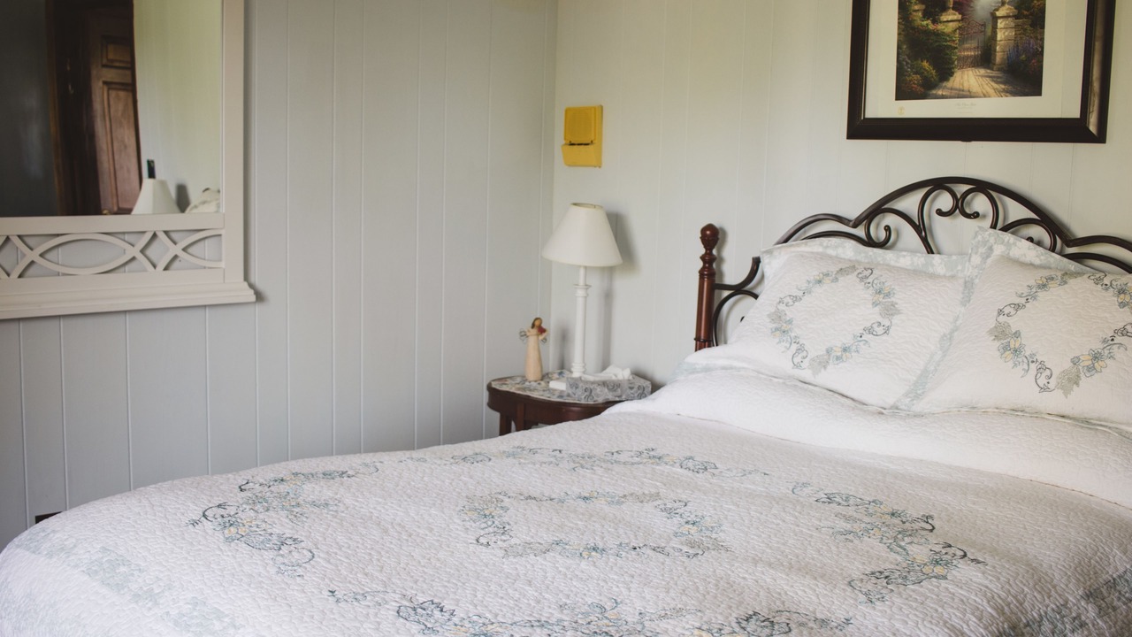 Photo of Bedroom in Juneau